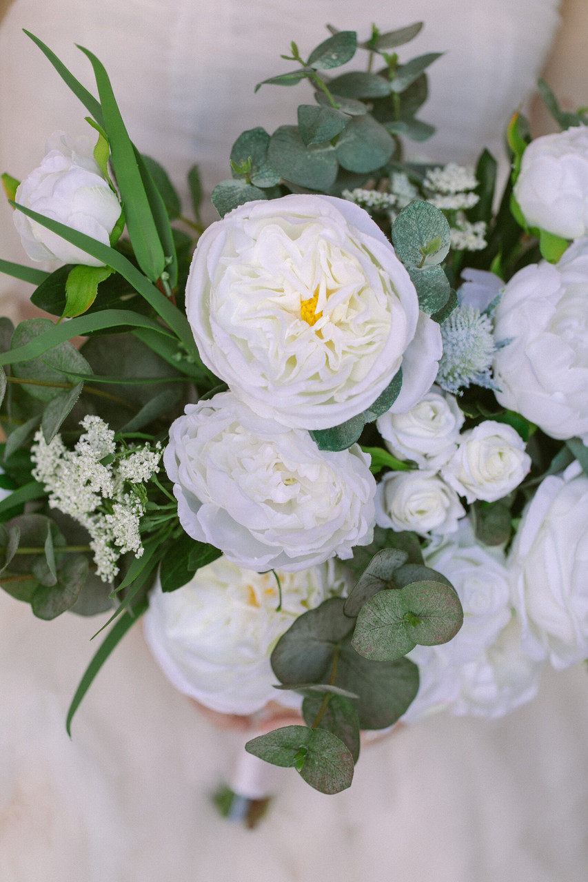 Hand Bouquet Pengantin 2 — Express Florist